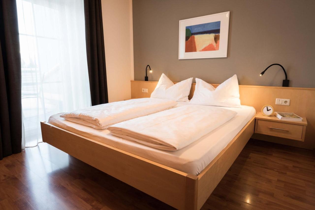 Sankt Johann Spa Suites & Apartments ปราโตอาโลสเตลวิโอ ภายนอก รูปภาพ