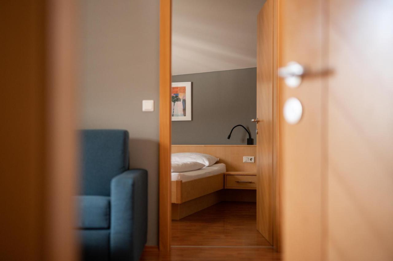 Sankt Johann Spa Suites & Apartments ปราโตอาโลสเตลวิโอ ภายนอก รูปภาพ