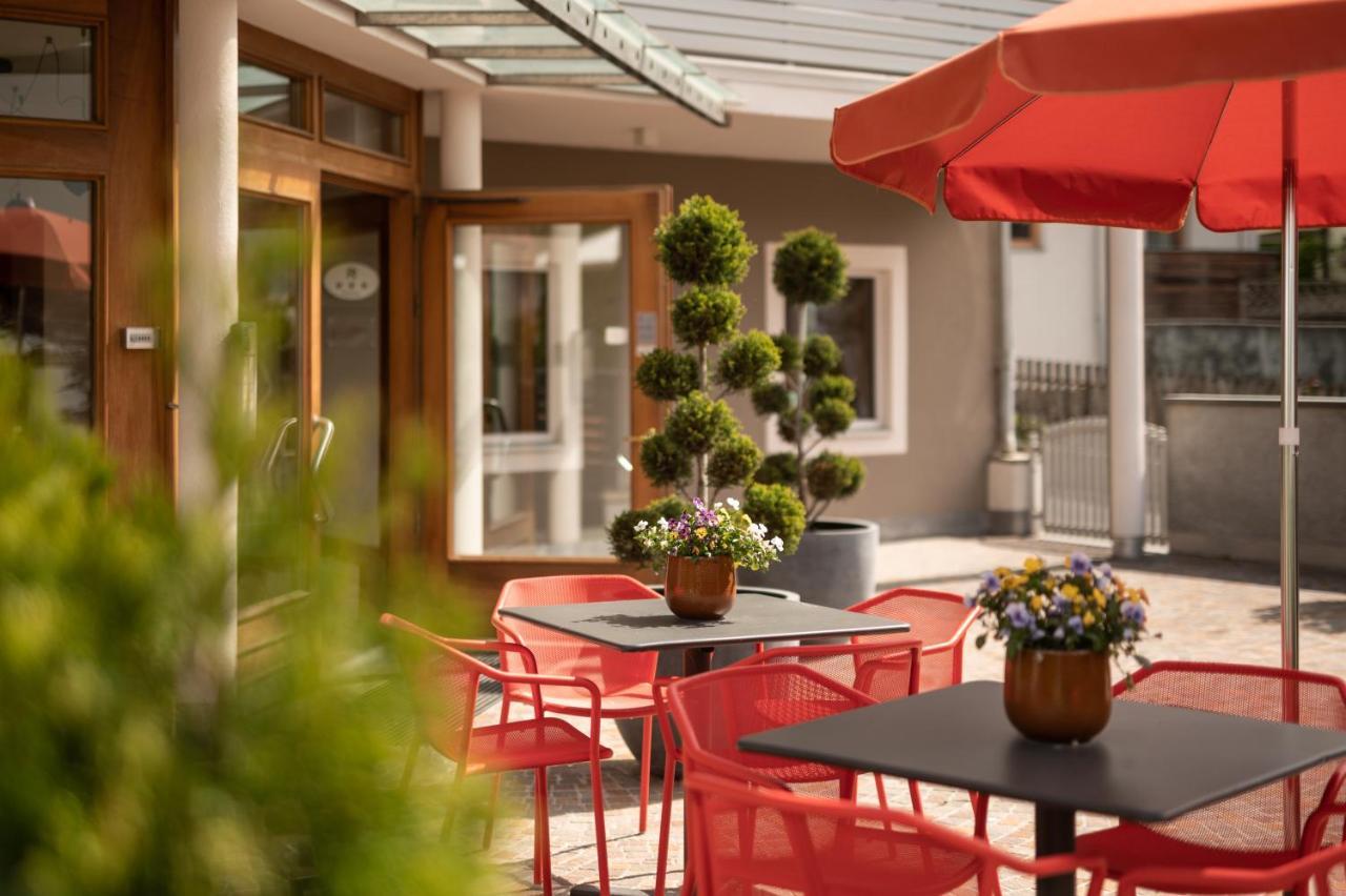 Sankt Johann Spa Suites & Apartments ปราโตอาโลสเตลวิโอ ภายนอก รูปภาพ