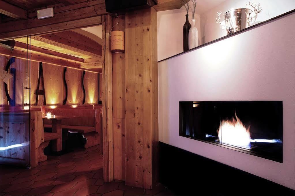 Sankt Johann Spa Suites & Apartments ปราโตอาโลสเตลวิโอ ภายนอก รูปภาพ